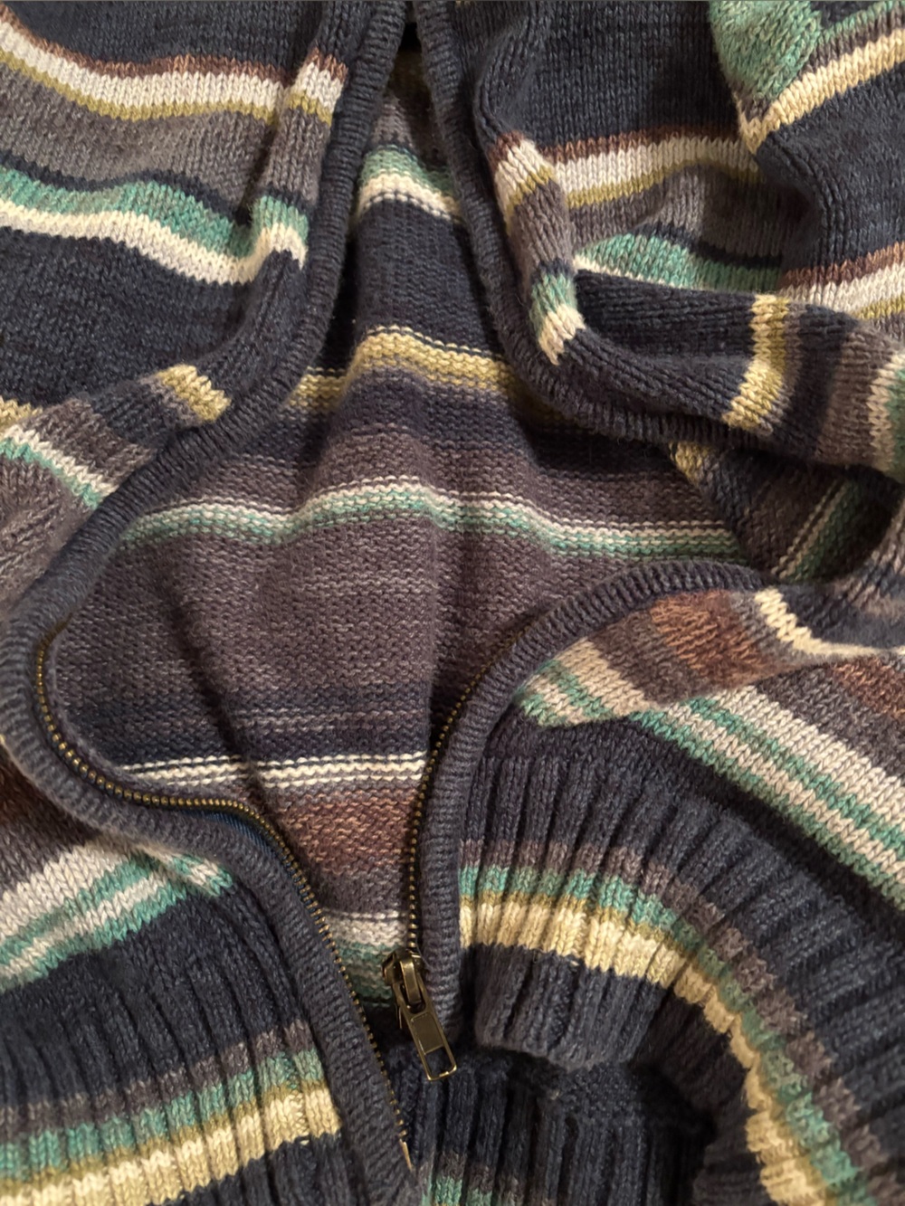 Cute Shaver Lake Zip-up Sweater - XL - Picture 7 of 7